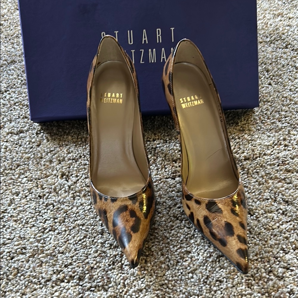 Stuart Weitzman Brown and Black Heels with Leopard Print